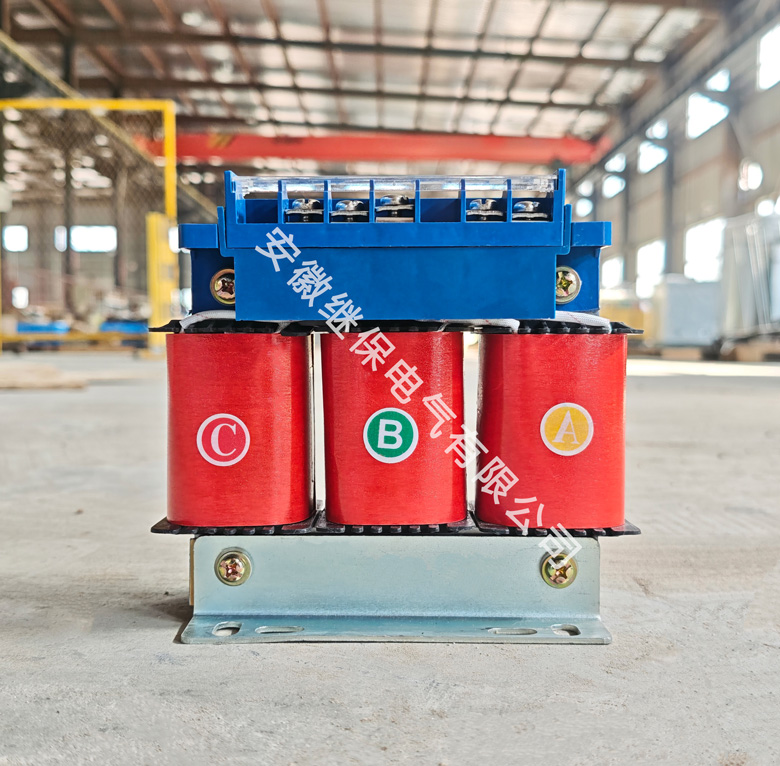 三相控制变压器